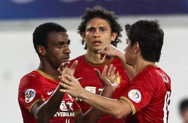  德甲外援政策改革引发俱乐部集体抗议  