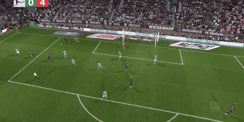  德甲，揭幕战上演进球大战  